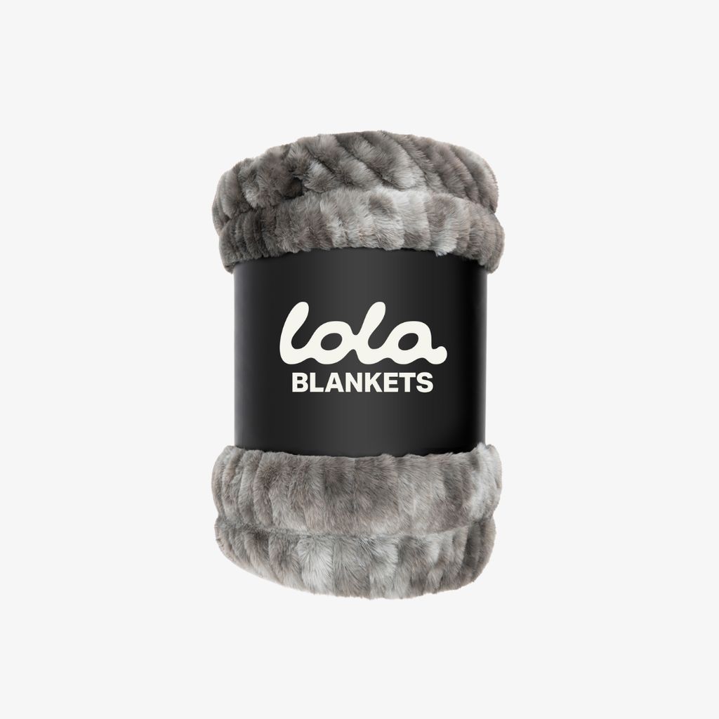 Lola Originals - Smoky Skies - Image 1