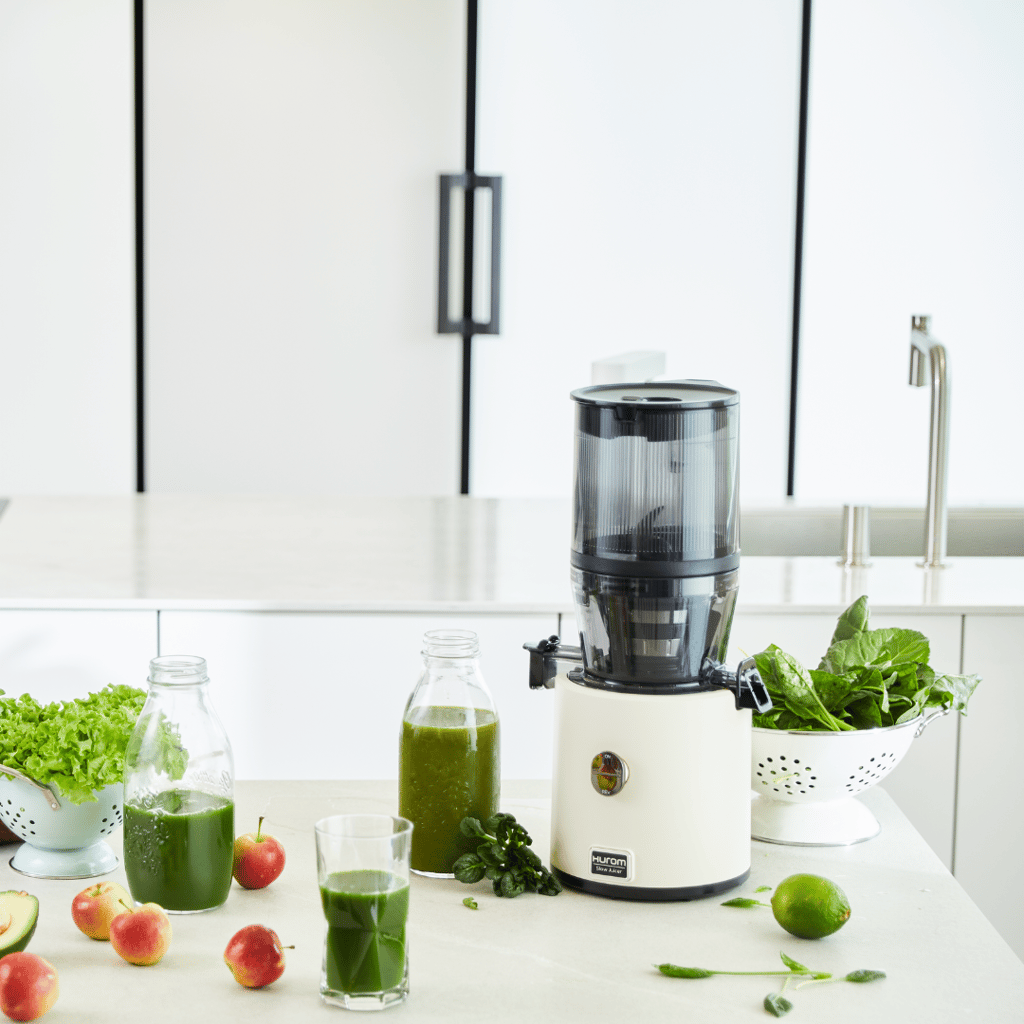 H330P Self-Feeding Juicer - Ivory - Image 5