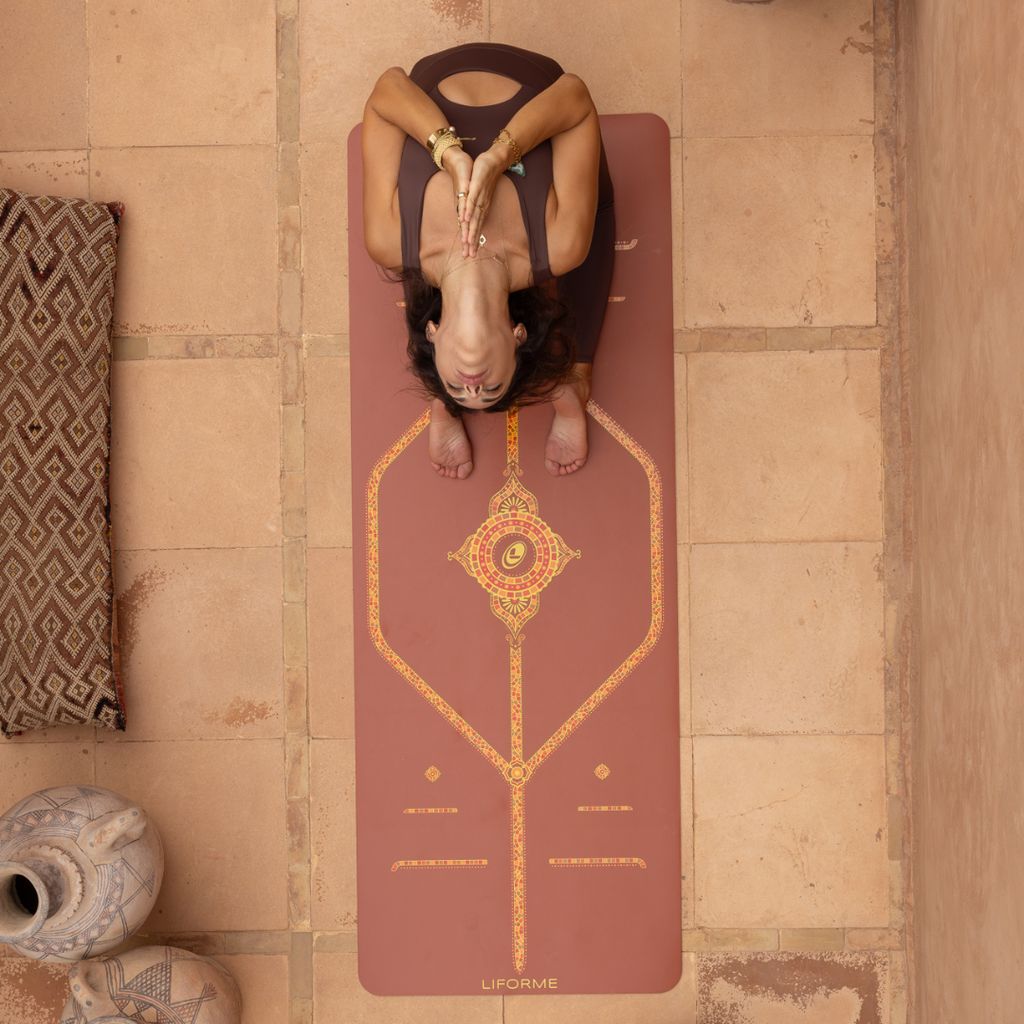 Liforme Tantalising Terracotta Yoga Mat - Terracotta - Image 4