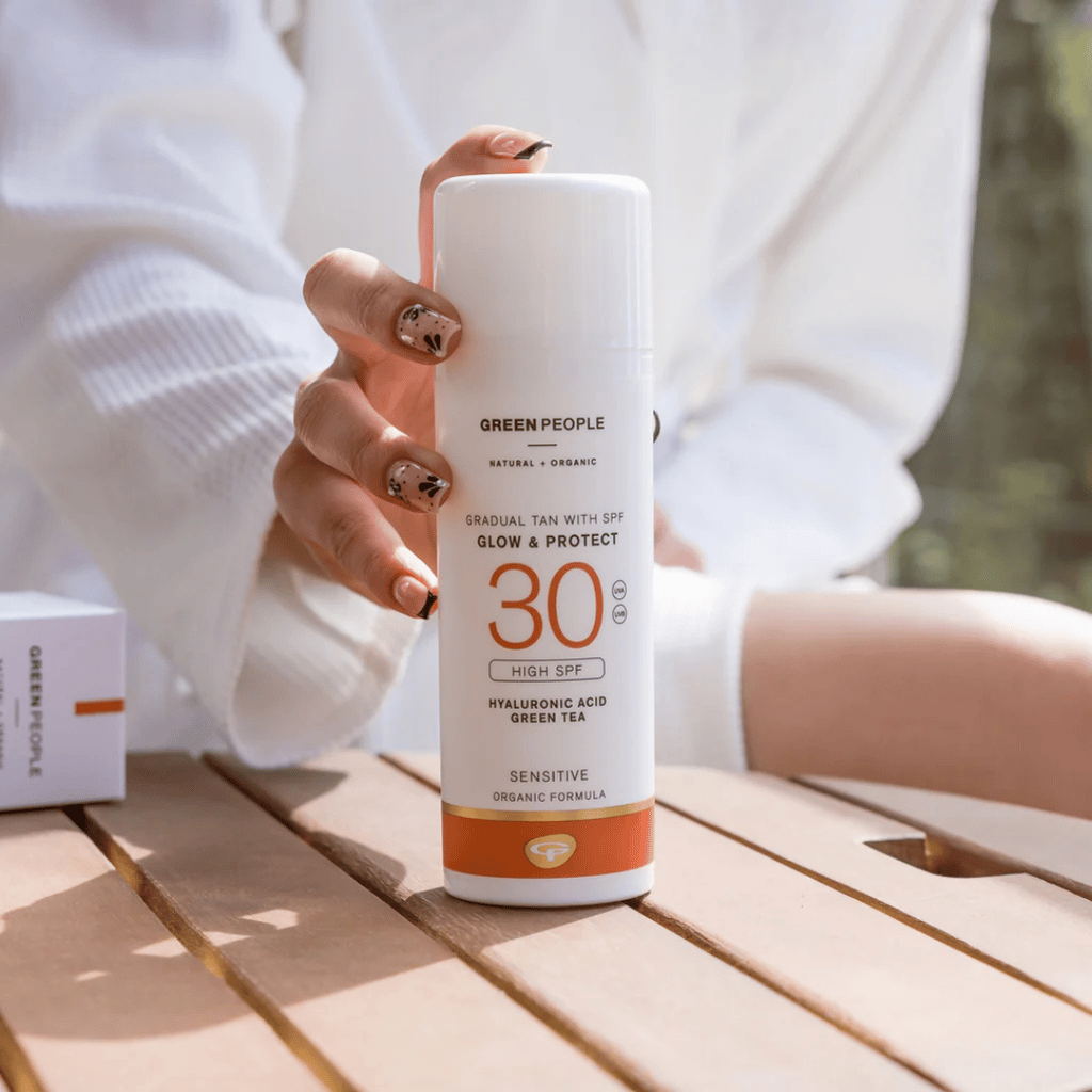 Glow & Protect SPF30 - Image 2