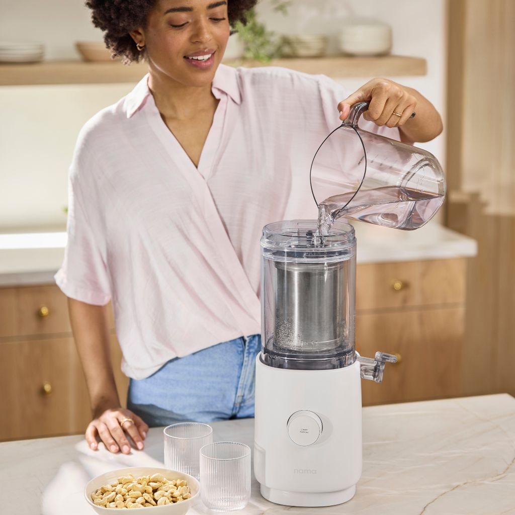 M1 Plant-Based Milk Maker - White - Image 2