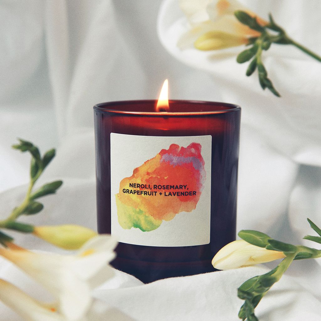 Amber glass candle: Neroli - Image 1