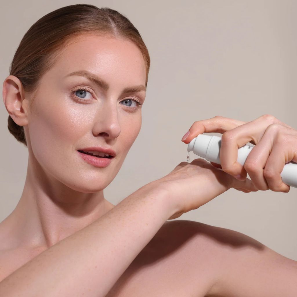 Moisture-Lock Hyaluronic Acid Serum - Image 4