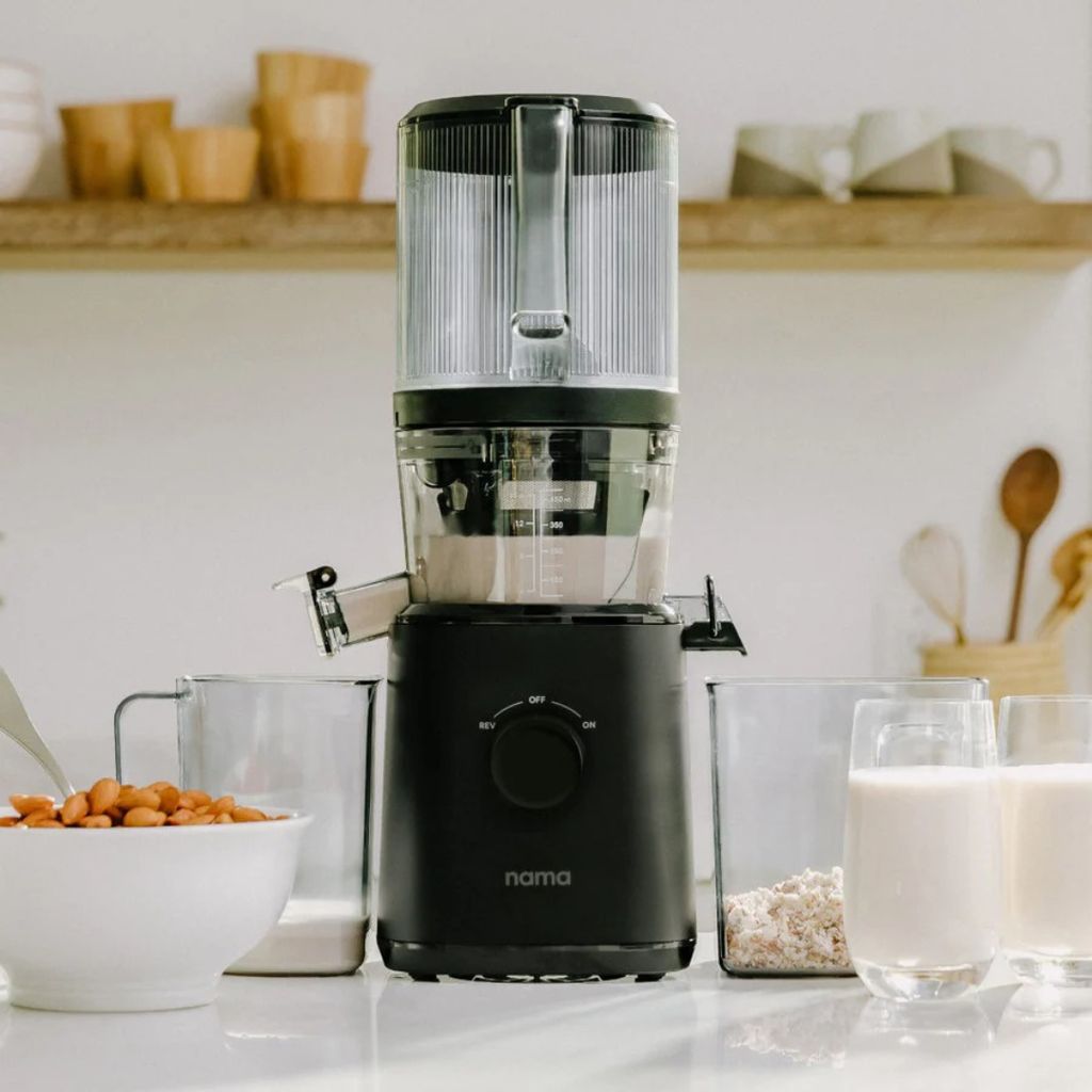 J2 Cold Press Juicer - Black - Image 4