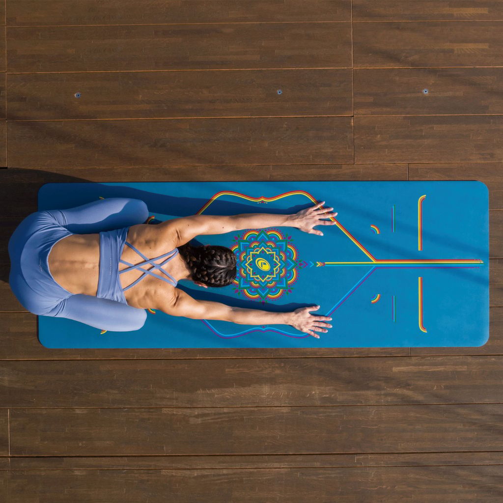 Liforme Rainbow Travel Yoga Mat - Blue Sky - Image 3