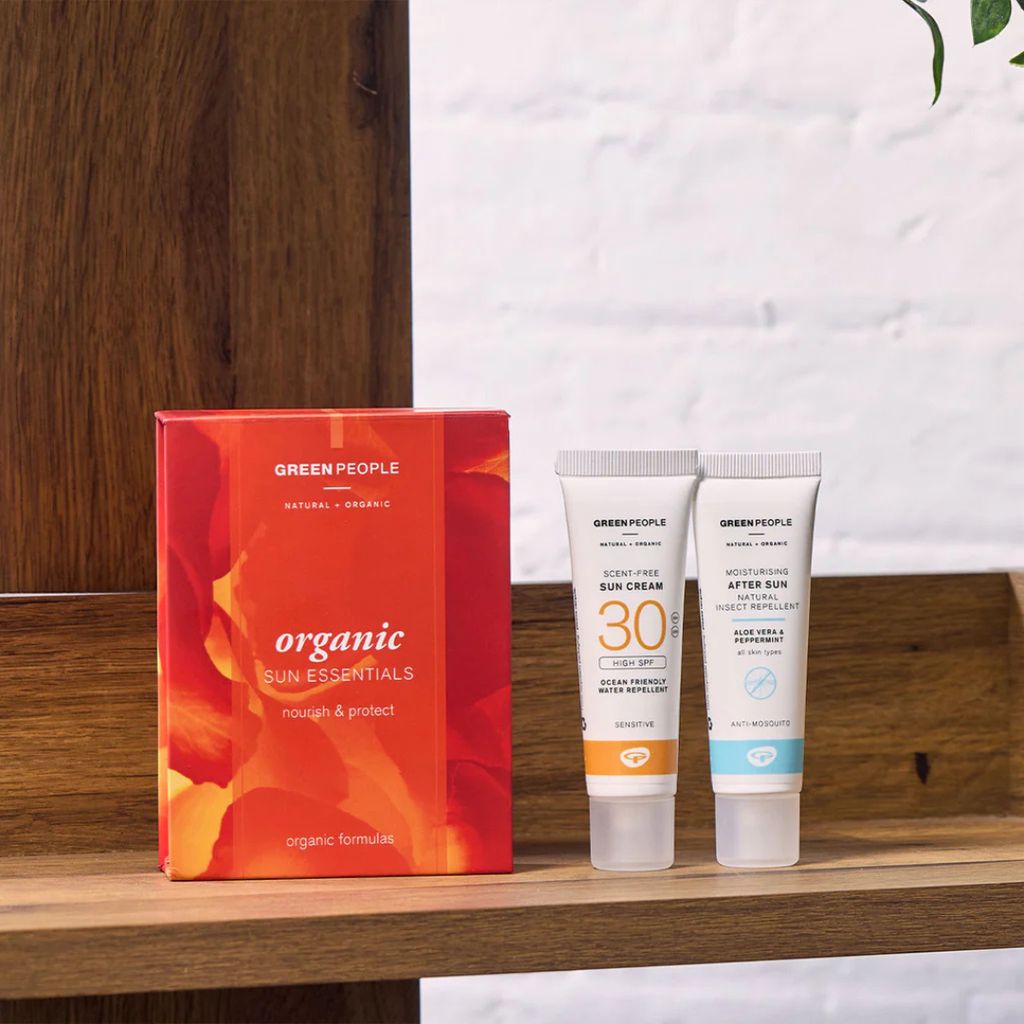 Organic Sun Essentials Gift Set - Image 3