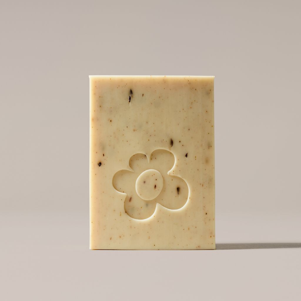 A.M.S Manuka Honey Botanical Soap - Image 3