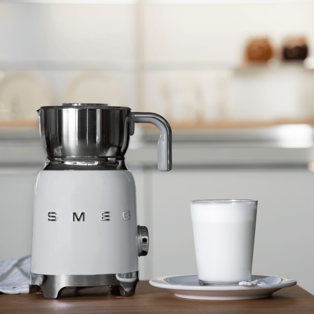 Milk Frother - White with Tritan TM Renew - Image 7