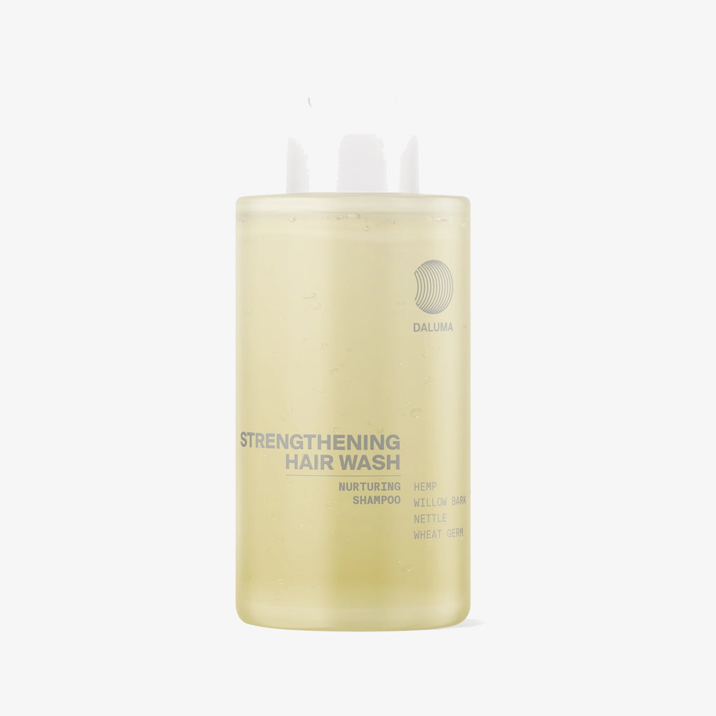 Strengthening Hair Wash · Feuchtigkeitsshampoo 300 ml